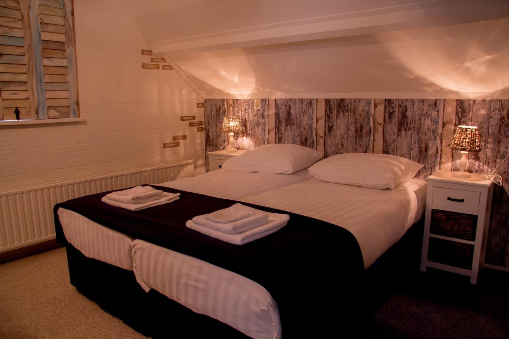 Hotel Hartlief Buinen Phòng bức ảnh